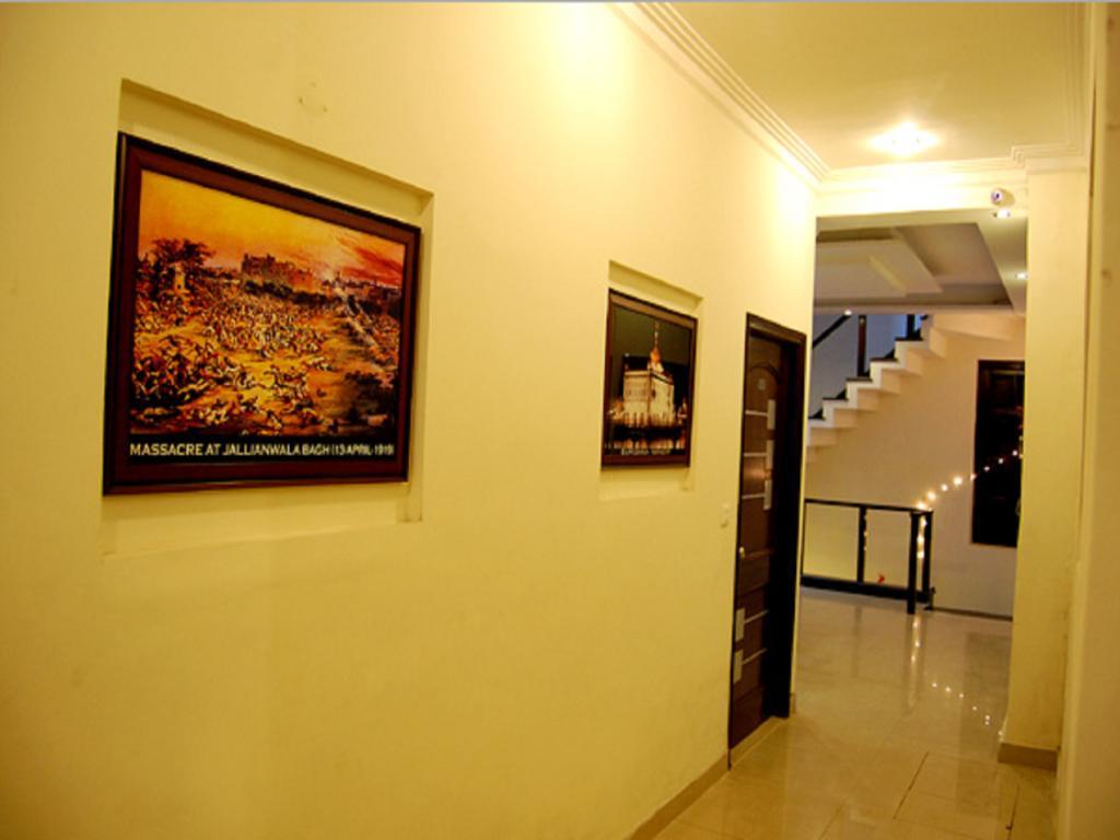 Hotel Malik Continental Νέο Δελχί Εξωτερικό φωτογραφία