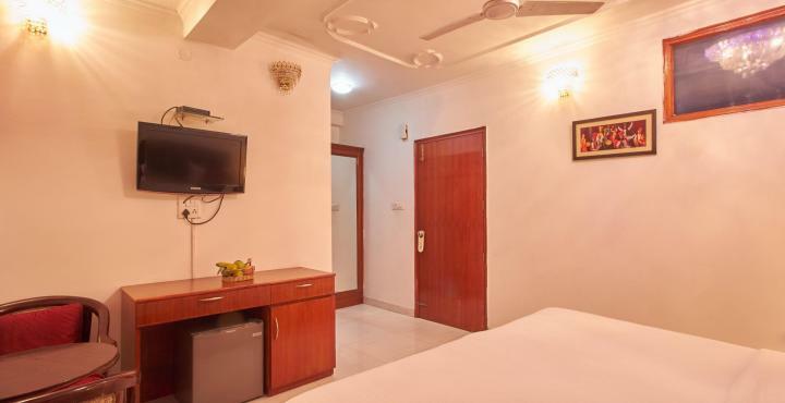 Hotel Malik Continental Νέο Δελχί Εξωτερικό φωτογραφία